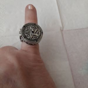 Pentagram Ring
